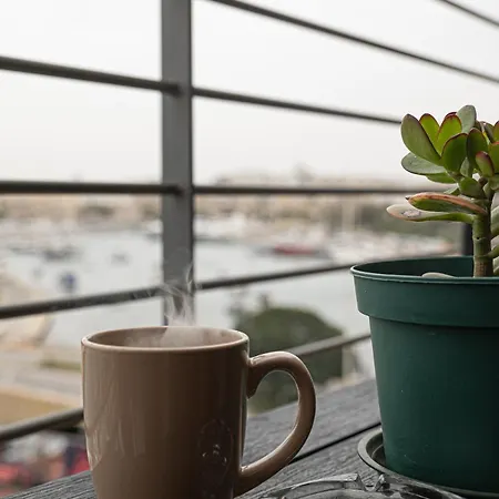 Golden Harbour - 2 Bedrooms, 2 Bathrooms * Gzira