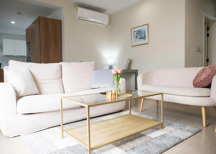 Golden Harbour - 2 Bedrooms, 2 Bathrooms Διαμέρισμα