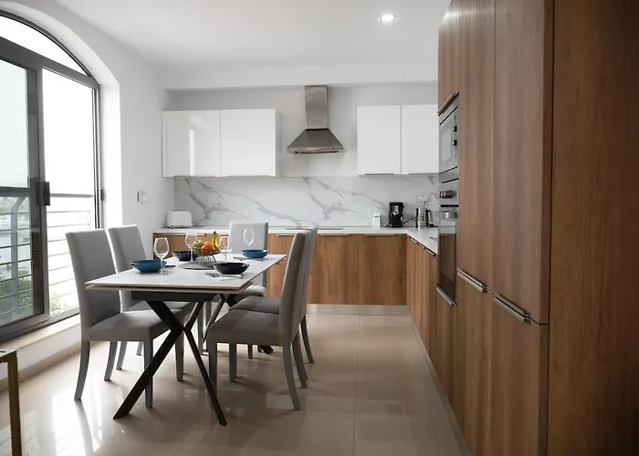 Golden Harbour - 2 Bedrooms, 2 Bathrooms Διαμέρισμα Gzira