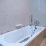 Golden Harbour - 2 Bedrooms, 2 Bathrooms *
