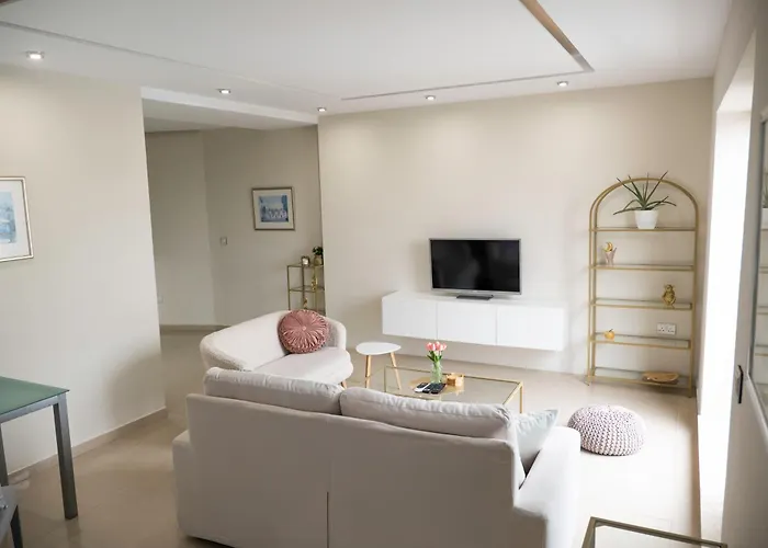 Apartman Golden Harbour - 2 Bedrooms, 2 Bathrooms Gżira