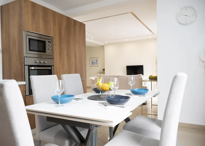 Golden Harbour - 2 Bedrooms, 2 Bathrooms * Gżira