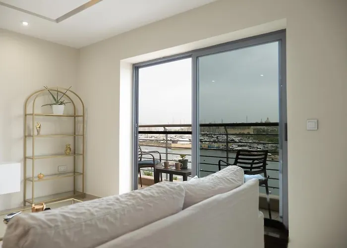 Apartman Golden Harbour - 2 Bedrooms, 2 Bathrooms