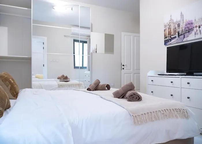 Golden Harbour - 2 Bedrooms, 2 Bathrooms Apartman Gżira