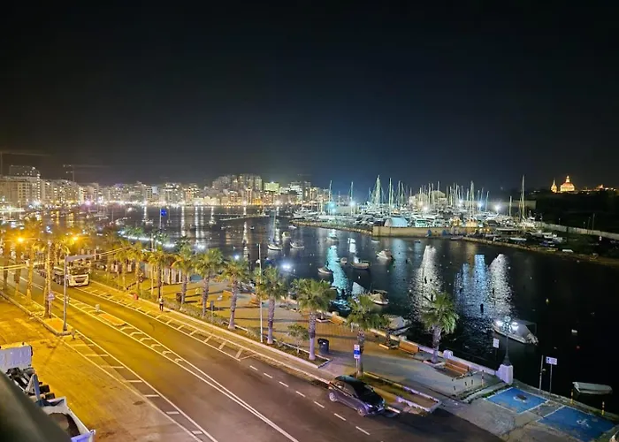 Apartman Golden Harbour - 2 Bedrooms, 2 Bathrooms *